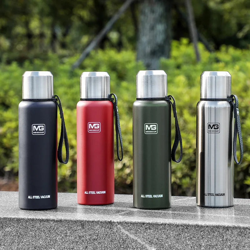 UPORS Large Capacity Stainless Steel Vacuum Insulated Thermos Bottle
